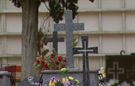 Profanan nichos en el cementerio de Badajoz